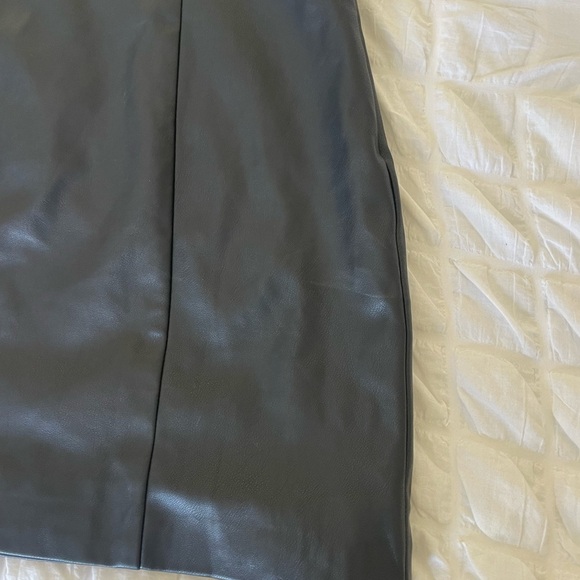 Revolve NBD Darby faux leather one shoulder rhinestone strap - Picture 7 of 13